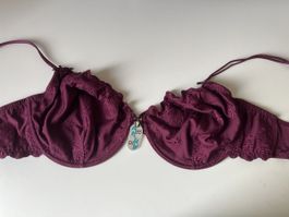 Reggiseno lilla ricamato, nuovo, taglia 85 C