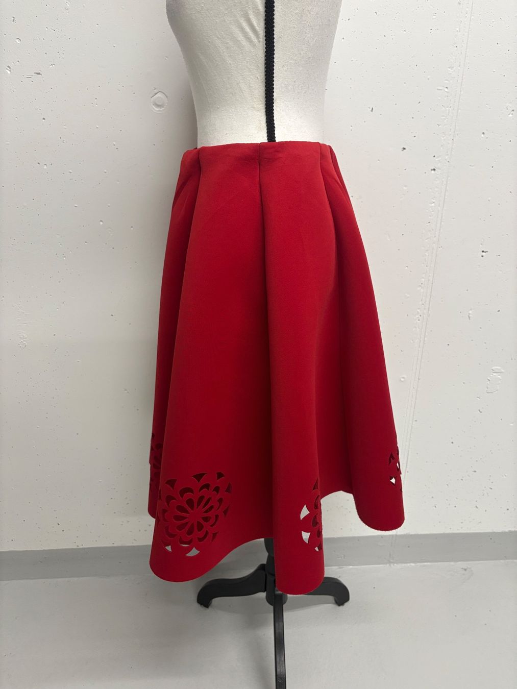 Gonne: Chicwish Neopren weiter Rock Gr. M rot – Nuovo (secondo la descrizione) da Regensdorf venduto da secondchancefashion 3