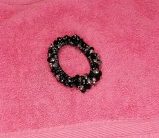 Scrunchie Haarband aus Steinchen