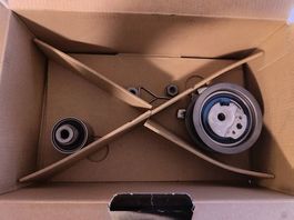 Audi, VW, Seat, Skoda, Umlenkrolle und Spannrolle (CT1028K3)