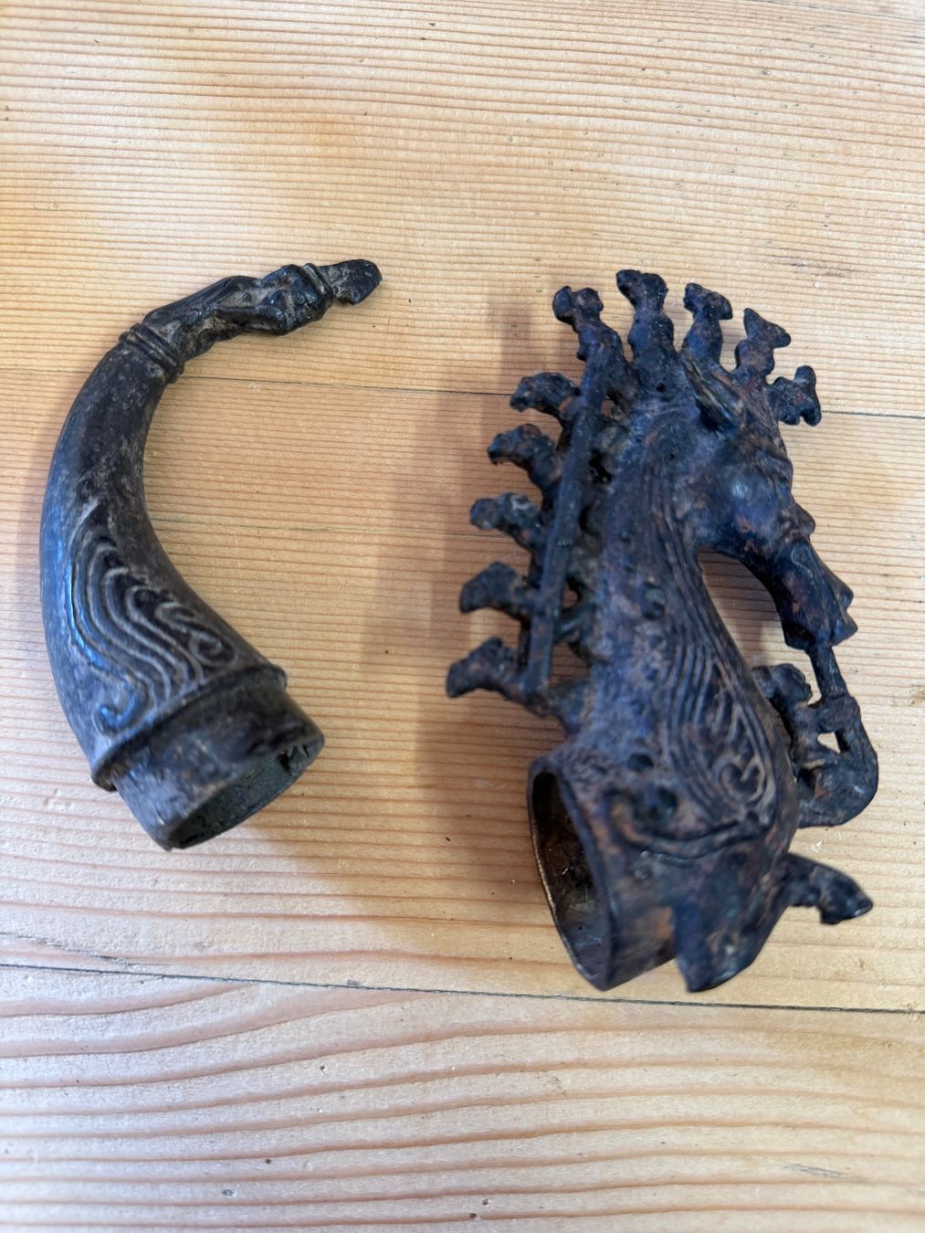 Statuette: Antike Bronze Figuren & Gefäss Set – Usato da Otelfingen venduto da Yossi-68 8