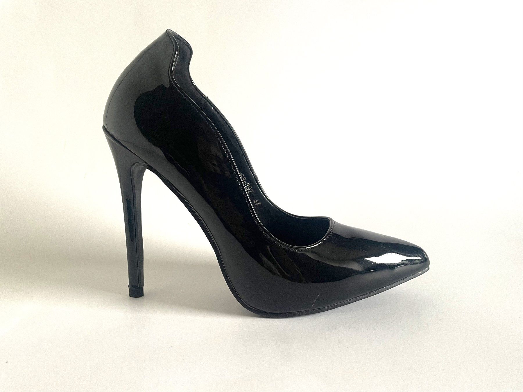 Scarpe da donna: Lack High Heels, Via Giulia, Gr.37 – Usato da Zürich venduto da Caro55