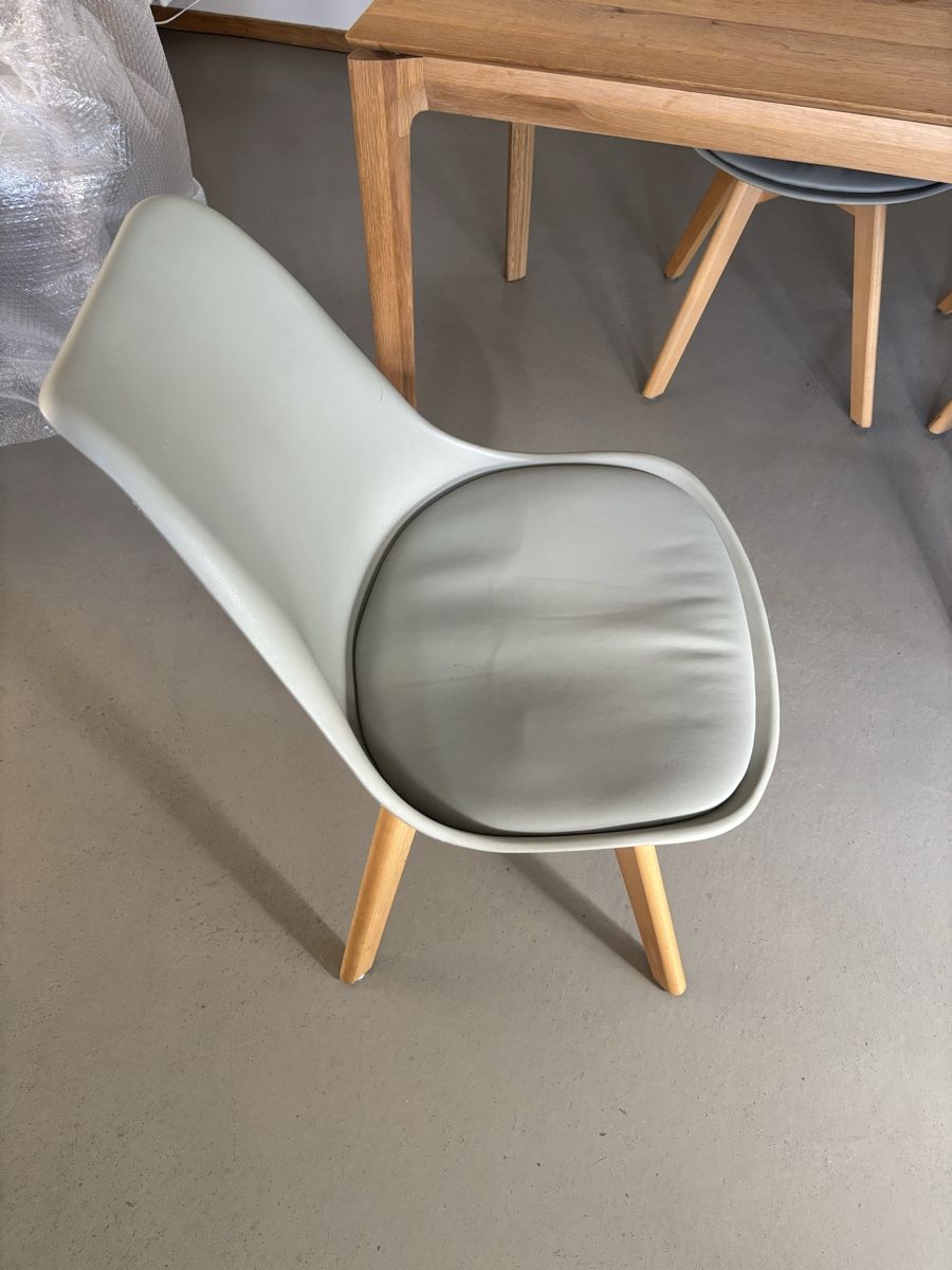 Stühle: Esstischstühle – Gebraucht aus Lausen von pierre1 3