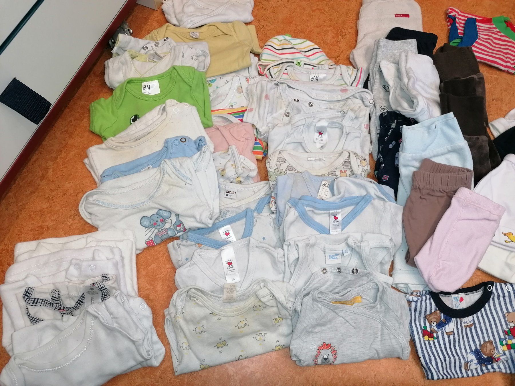 Lotti & Set di vestiti: Babykleiderpaket Gr. 50 – Usato da Cazis venduto da milch635 2