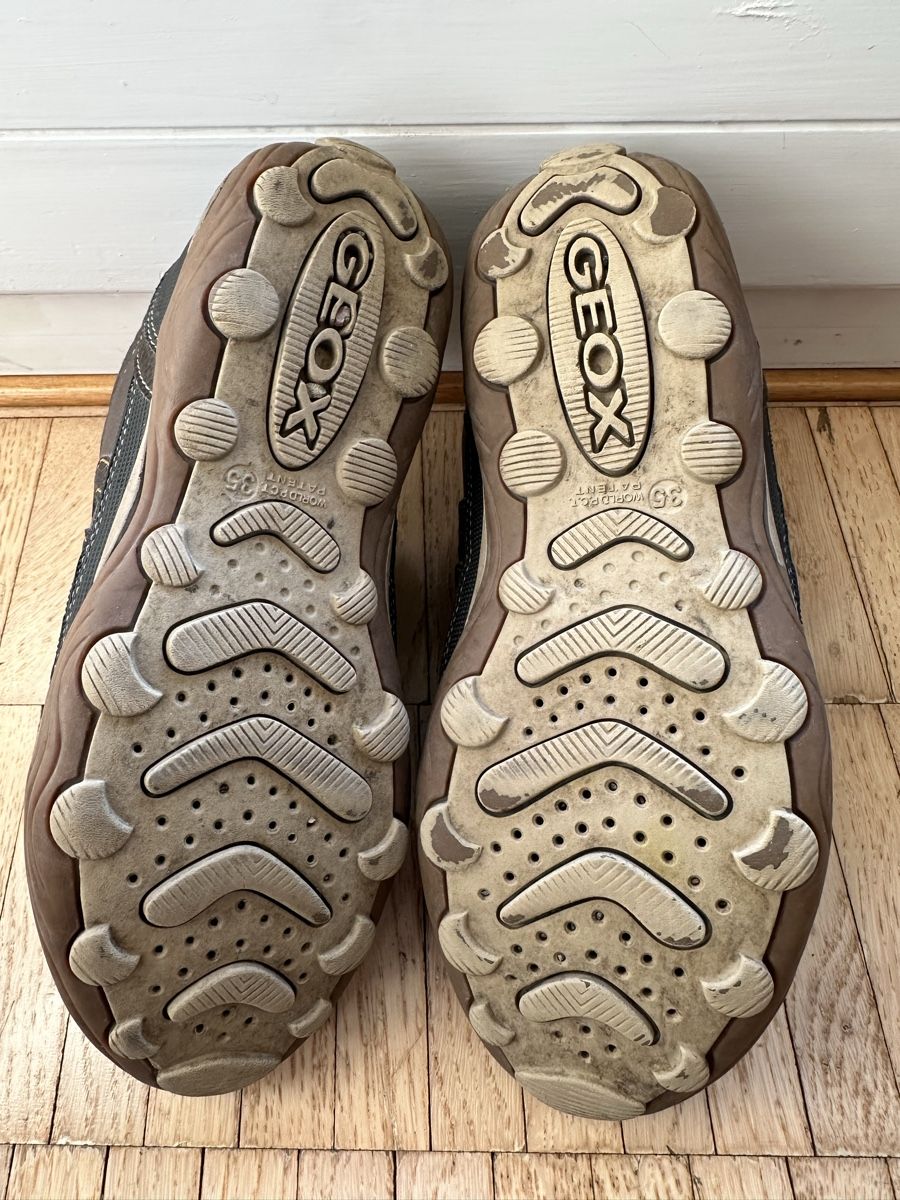 Geox Chaussures garçon: Geox Schuhe, Gr. 35 – D'occasion à Zürich par nad_z95g 2