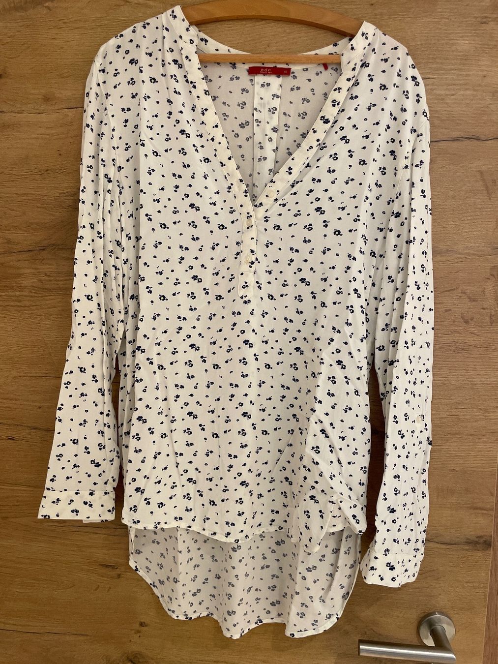 Esprit Blusen: Schöne Bluse von edc (Esprit) Grösse XL – Gebraucht aus Winterthur von mamba2021 1