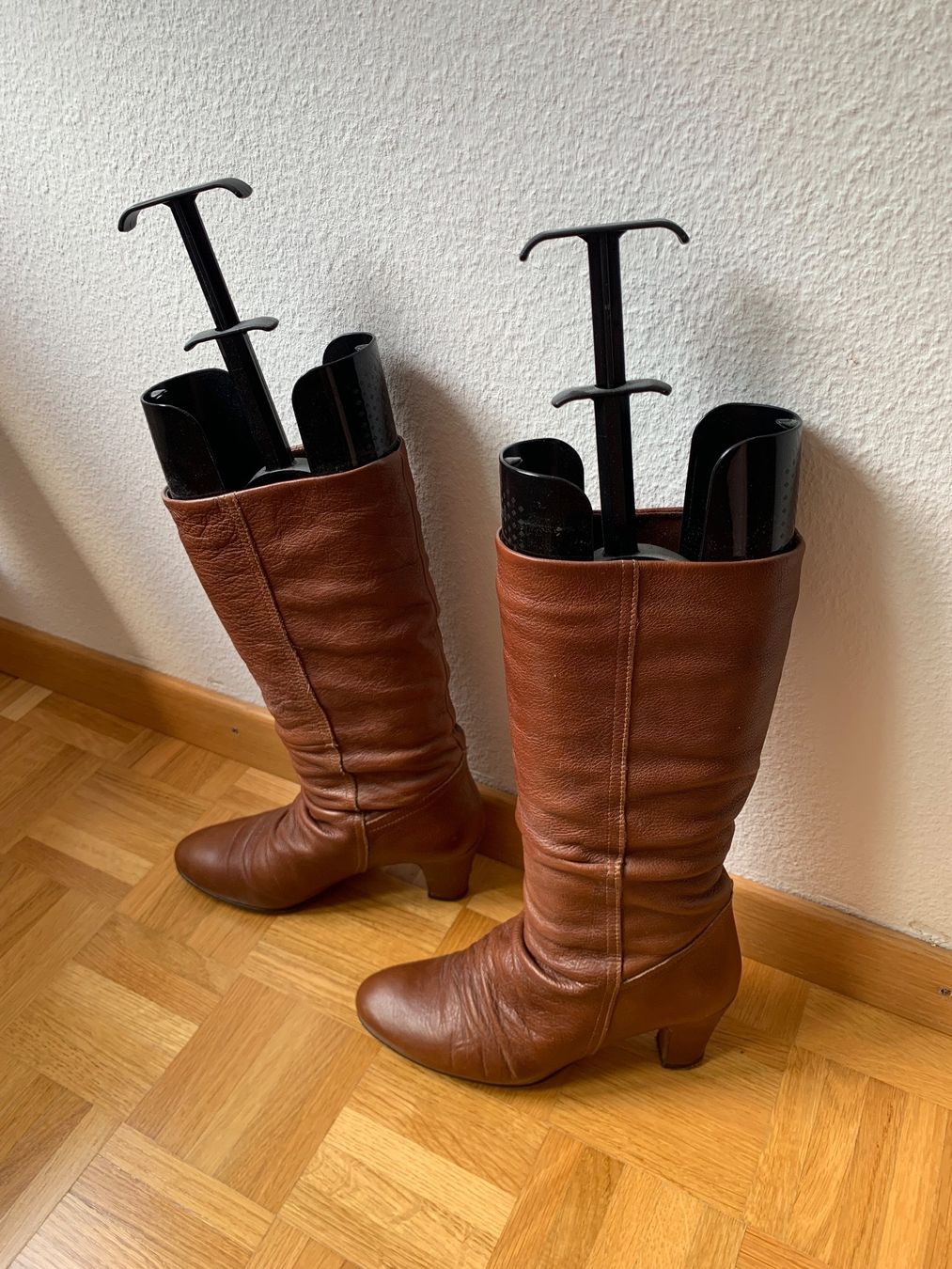 Scarpe da donna: Echtleder- Damenstiefel, hellbraun, Grösse 38 – Usato da Adliswil venduto da Baski7
