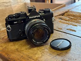 Kamera OLYMPUS OM-2 aus Sammlungsauflösung