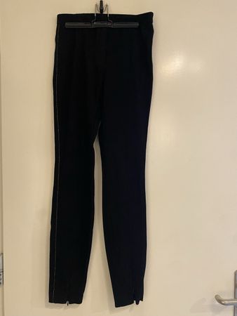 S.Oliver Stoffhose, Schwarz mit Glitzerverzierung, ca Gr. 38