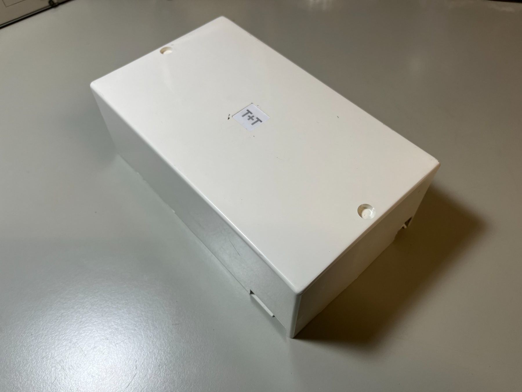 Stromzufuhr: VS83 Abzweigbox R&M – Gebraucht aus Jenaz von Speedy350 2