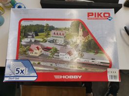 Piko 61925 - Dorf-Set 5-teilig