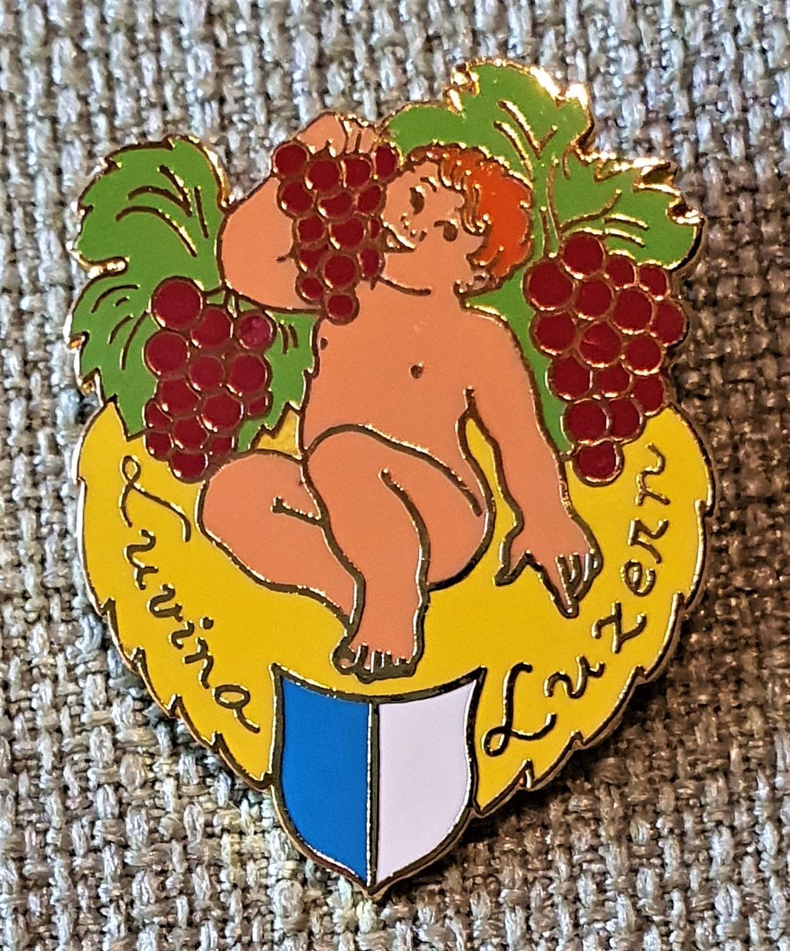Placchette & Badge: I733 - Kunst Pin Simone Erni - Luzern – Usato da Reinach BL venduto da Boston-Verkauf