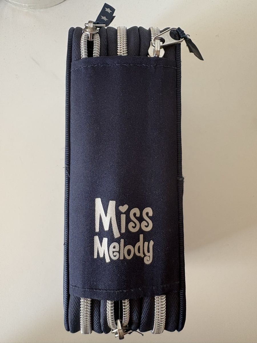 Schüler-Etuis: Etui Miss Melody – Gebraucht aus Turbenthal von Pepi52 2