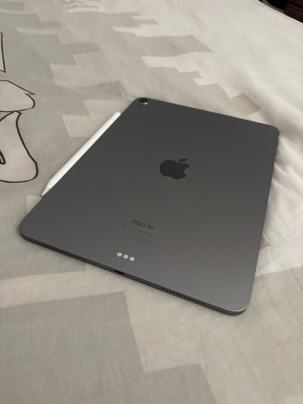 Apple Tablet PC: iPad Air 2024 + Smart Folio + Apple Pencil – Nuovo (secondo la descrizione) da Plan-les-Ouates venduto da hen_x795 1