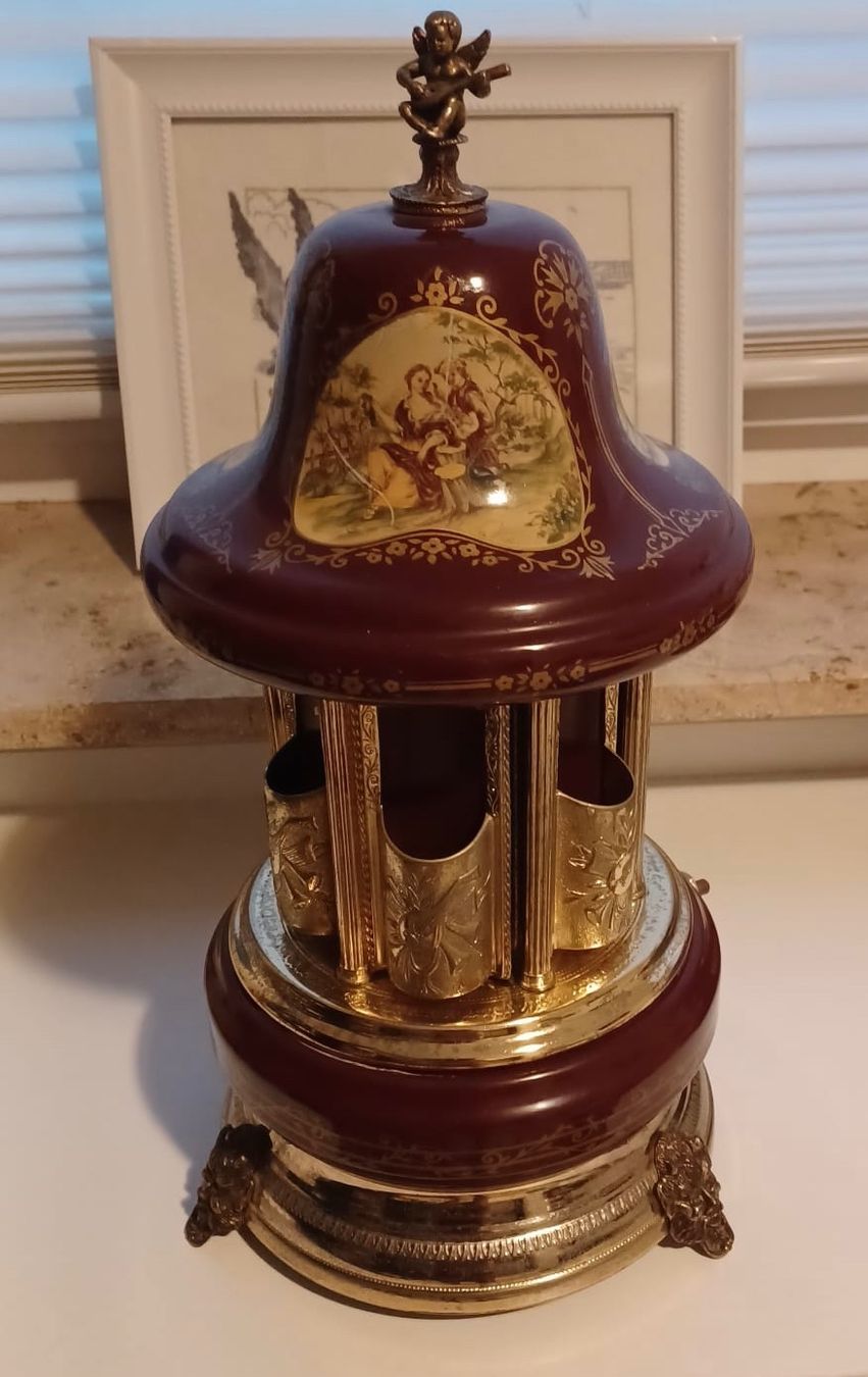 Carillon: Wunderschöne Spieluhr / Karussell – Usato da Olten venduto da ale_nb2x 4