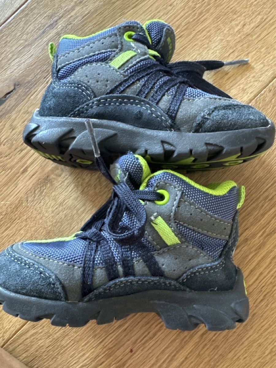 Everest Schuhe für Jungen: Wanderschuhe, Gr.22, Everest, guter Zustand – Gebraucht aus St. Gallen von Venus1010 3