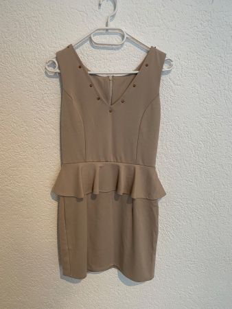 Kleid Beige Nieten Gold Gr. S