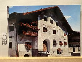 AK mit Engadiner Haus in Scuol
