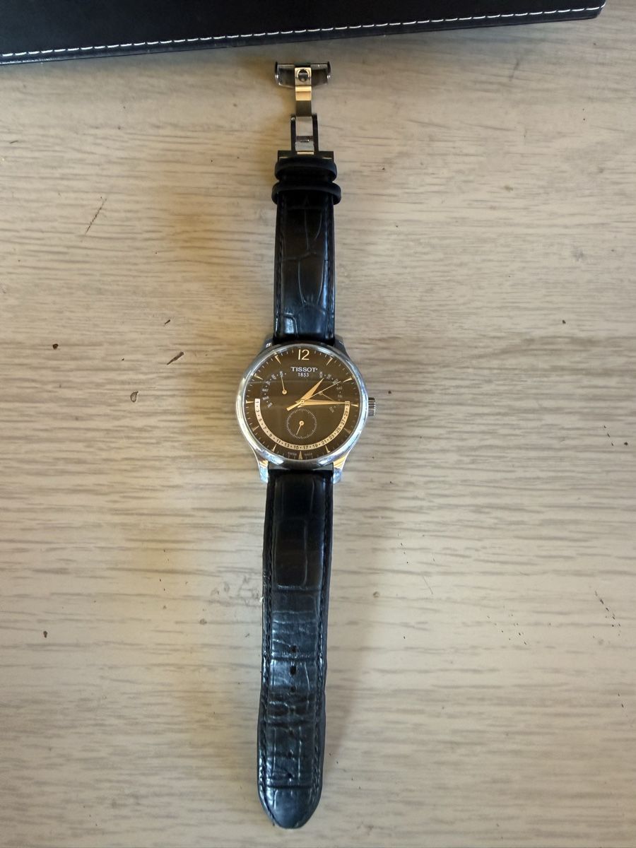 Tissot Orologi: Tissot Herren Uhr, Lederarmband – Usato da Bäretswil venduto da pat_v9b5 1