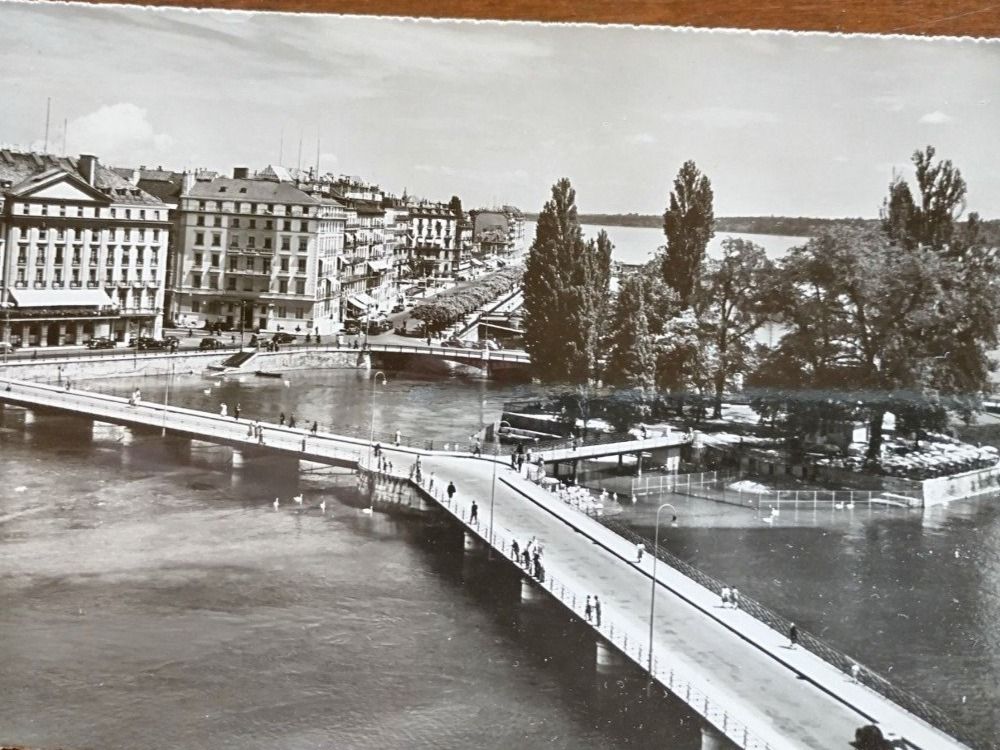 Cartoline postali: Ansichtskarte Genève s/w 1950 – Usato da Wildhaus venduto da Hukwildhaus 1