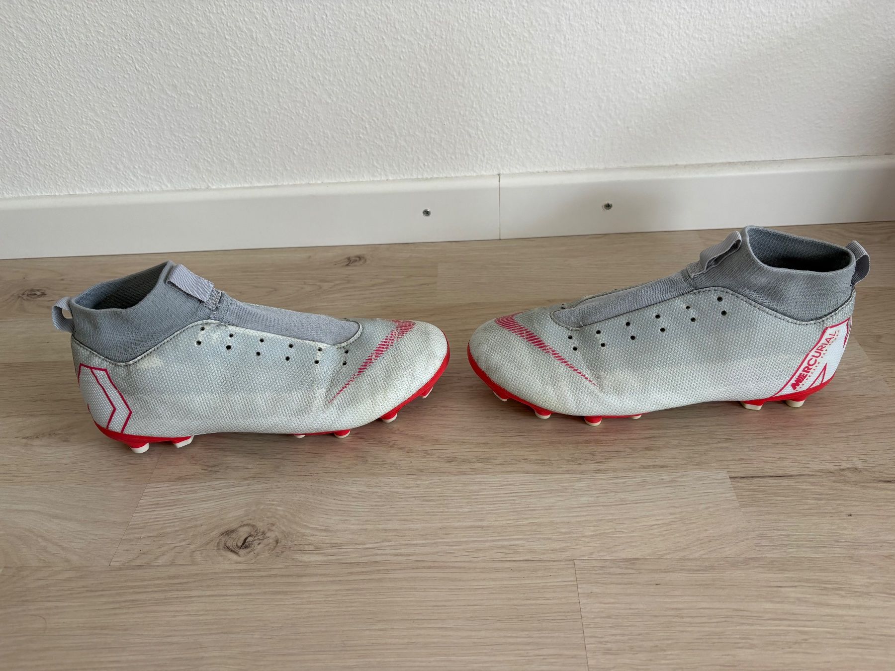 Nike Herrenschuhe: Fussballschuhe gr 38.5 – Gebraucht aus Egg b. Zürich von dalanna 2