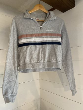 Pull & bear cropped sweater 