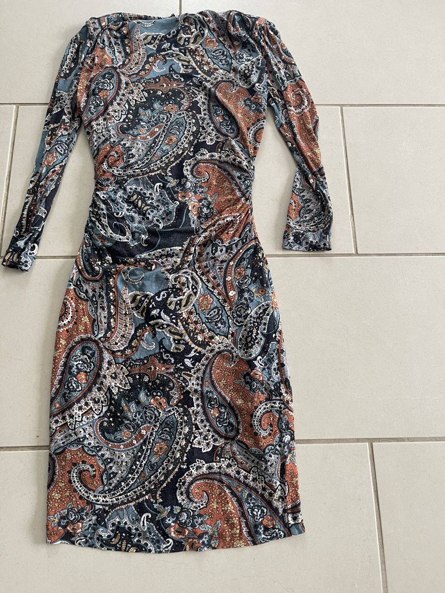 Vestiti: Wunderschönes Tailliertes Kleid mit Muster Gr XS/S – Usato da Bassersdorf venduto da Sandy456 1