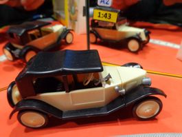 Tatra  1924  1-43 (mit Box) Igra   (A2)