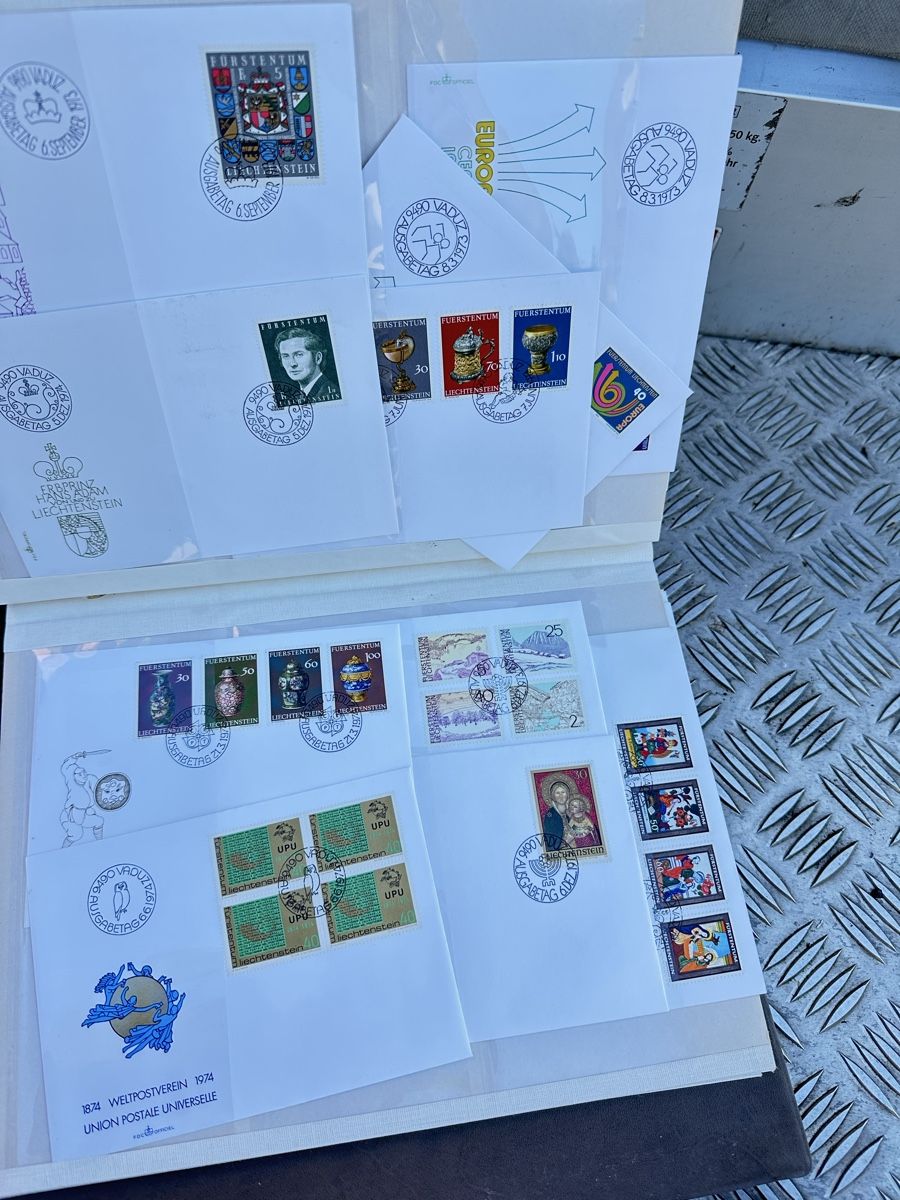 Tutti i francobolli: Grosse Briefmarkensammlung inkl. Ordner - – Usato da Goldach venduto da toverlani64