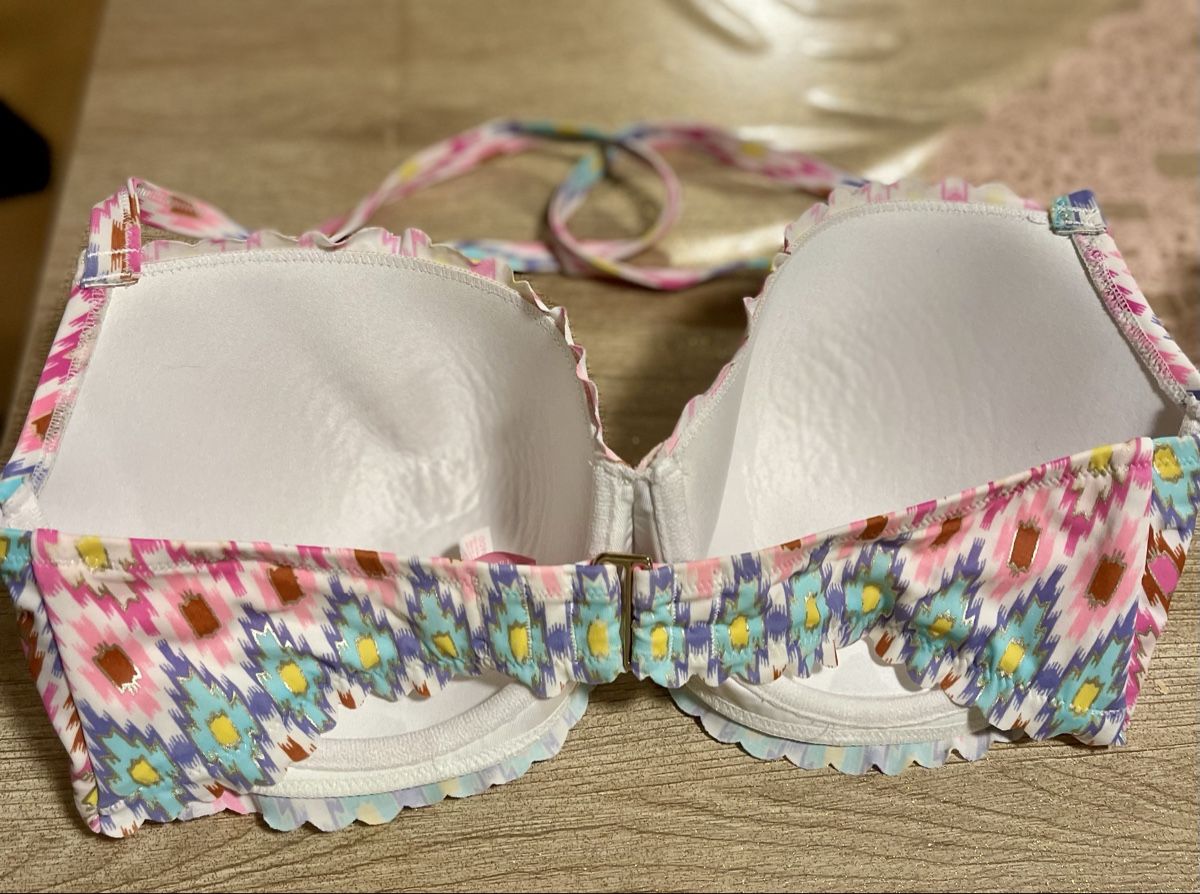 Victoria's Secret Costumi da bagno & Bikini: Victoria's Secret Bikini-Top, Grösse 36DD – Nuovo (secondo la descrizione) da Meikirch venduto da Hilfe_Waisentiere 1