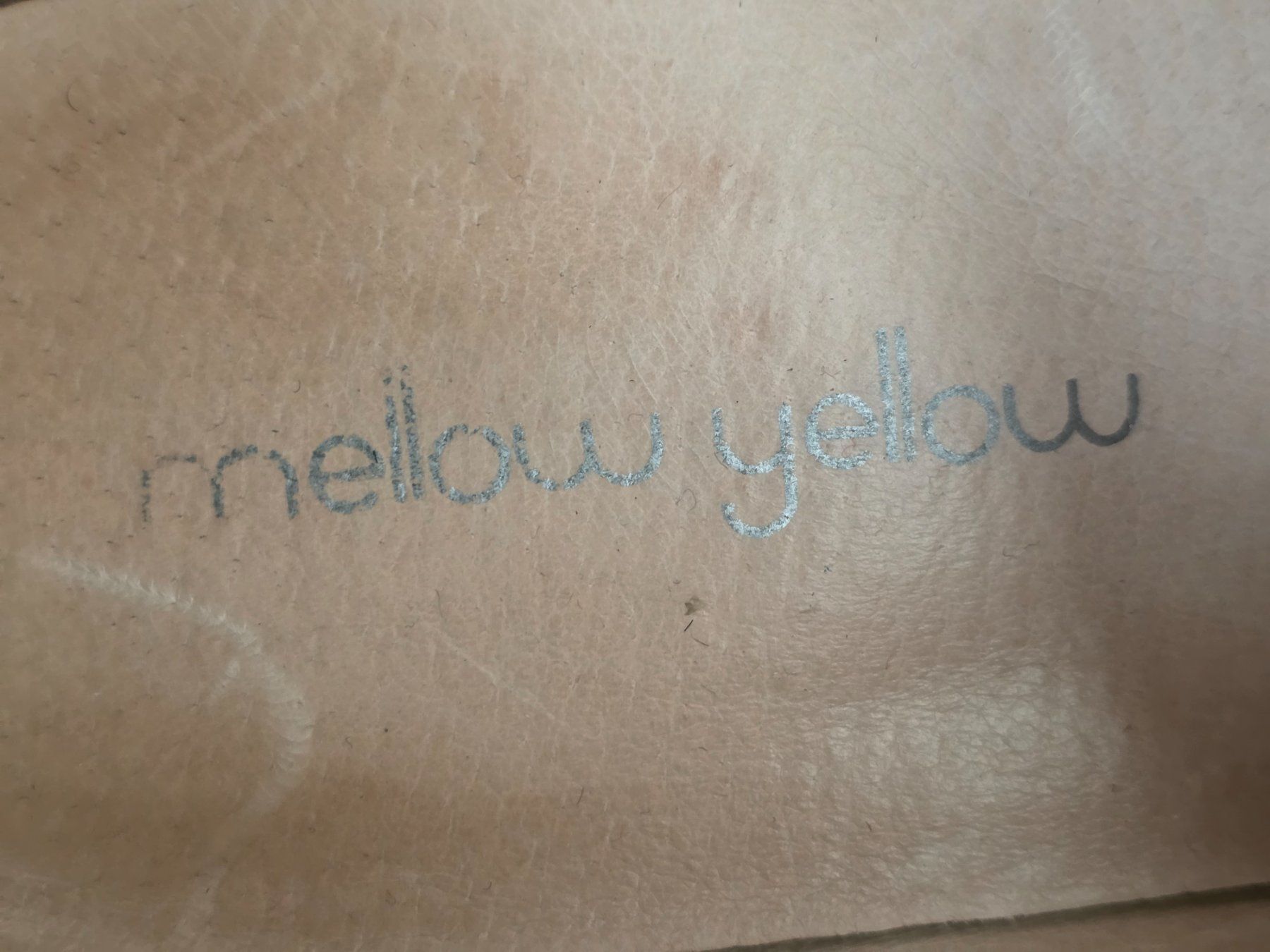 Scarpe da donna: Chaussures "Mellow yellow" noires - taille 38 – Usato da Vevey venduto da Renka2011 4