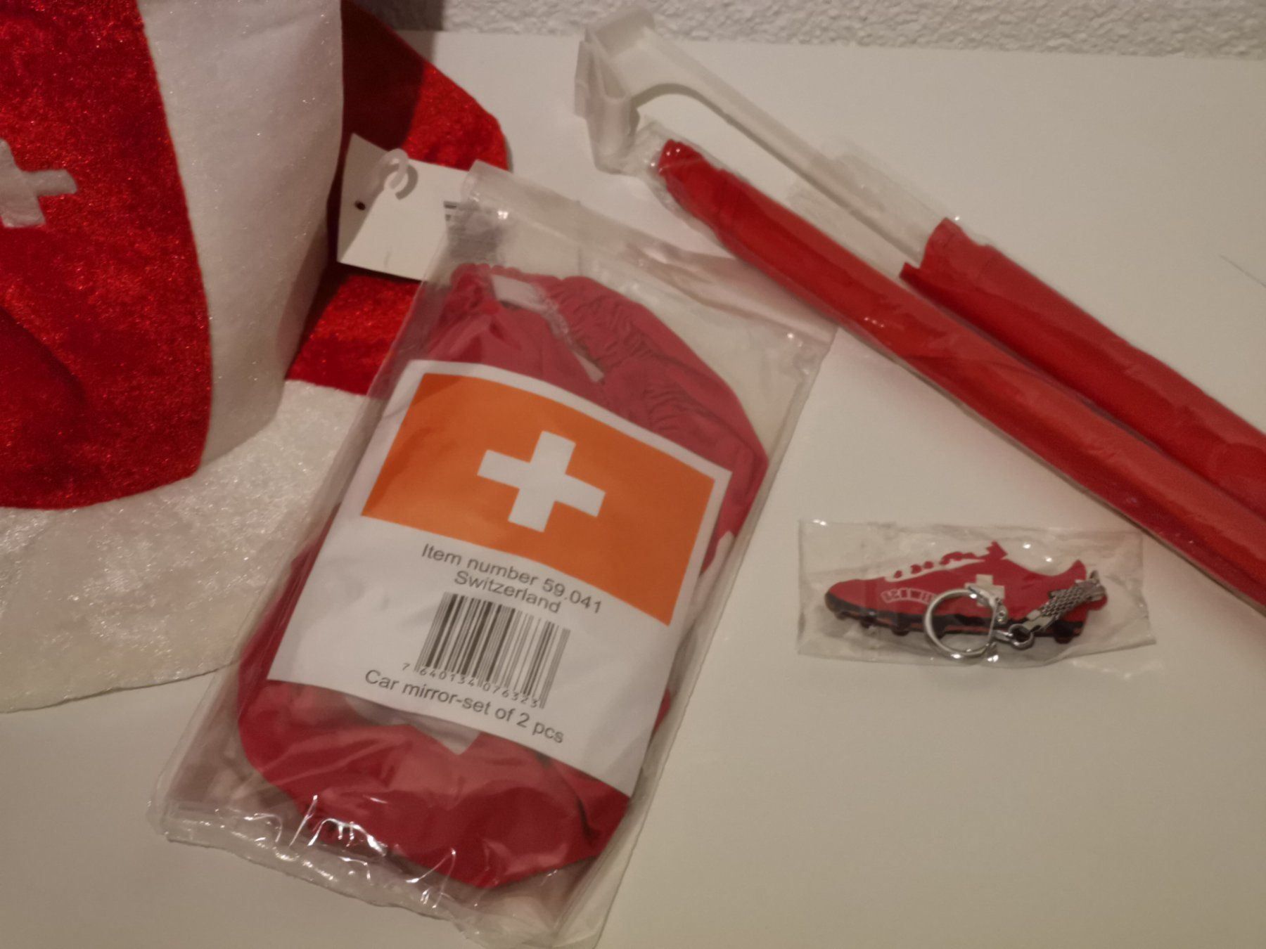 Sonstiges: Fanpaket 2 Schweiz – Neu und originalverpackt aus Seewen SZ von pakosshop 4