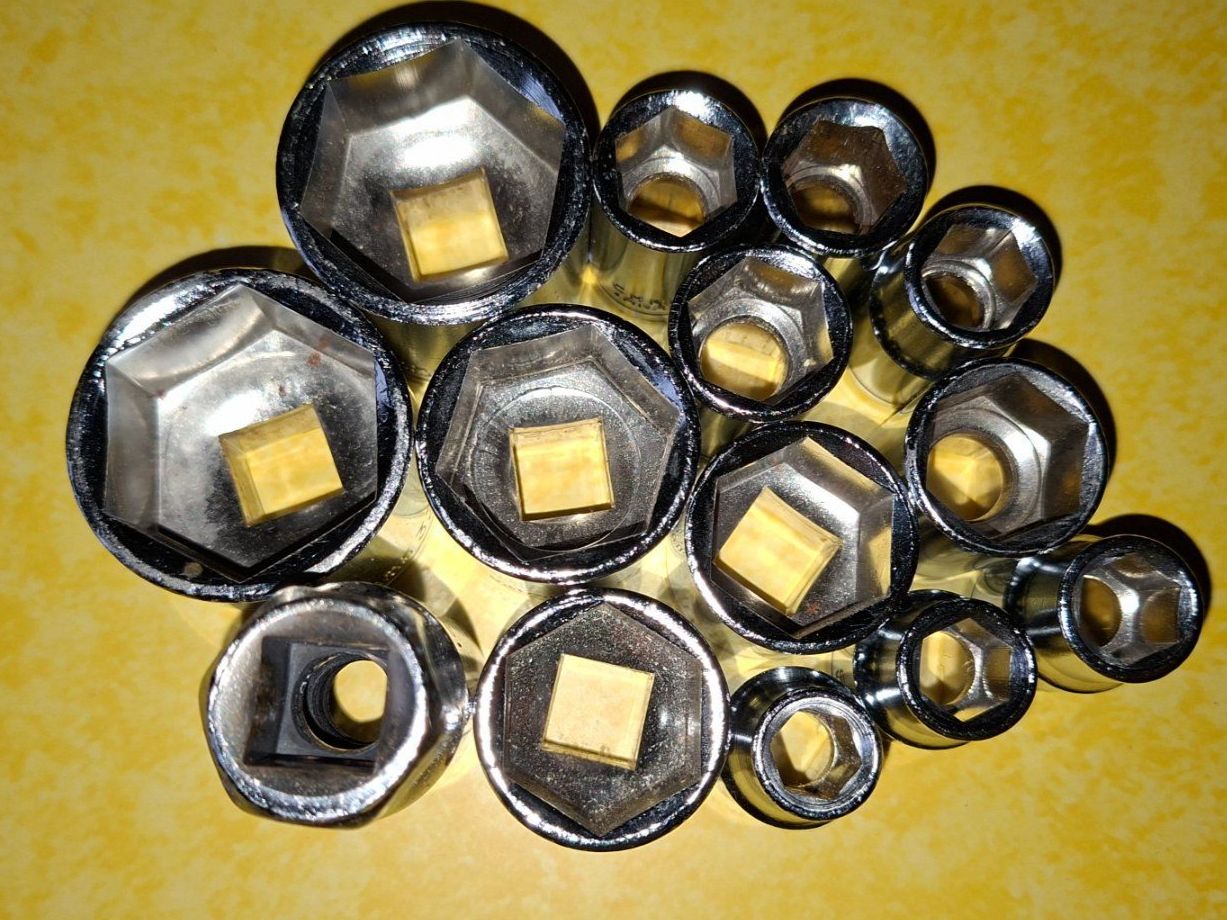 Alle Werkzeuge: Rätschenset mit Nüssen – Gebraucht aus Bretzwil von eri_2gck 2