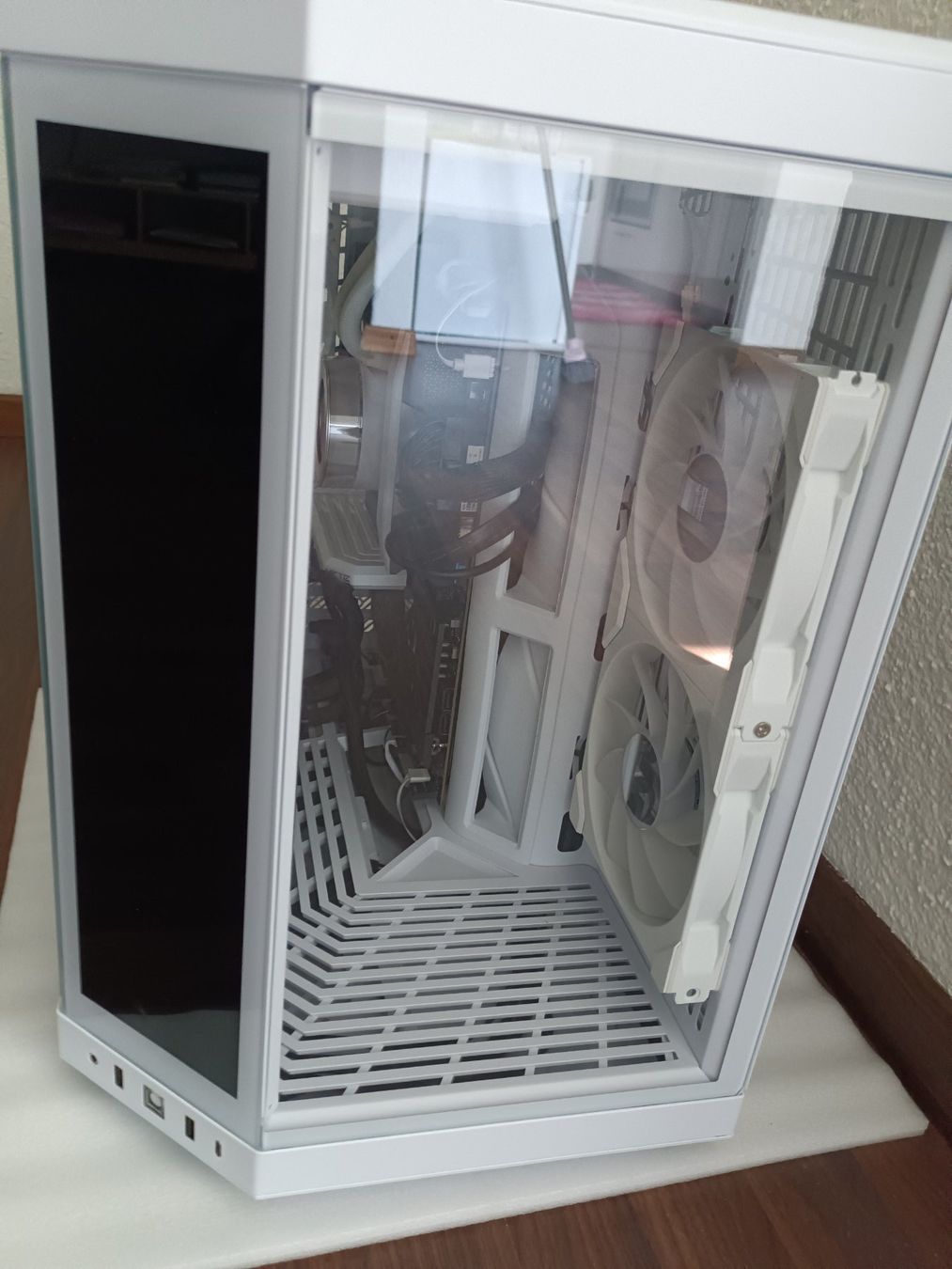 Nvidia PCs: High End Gaming PC – Neu (gemäss Beschreibung) aus Matzingen von Void99 1