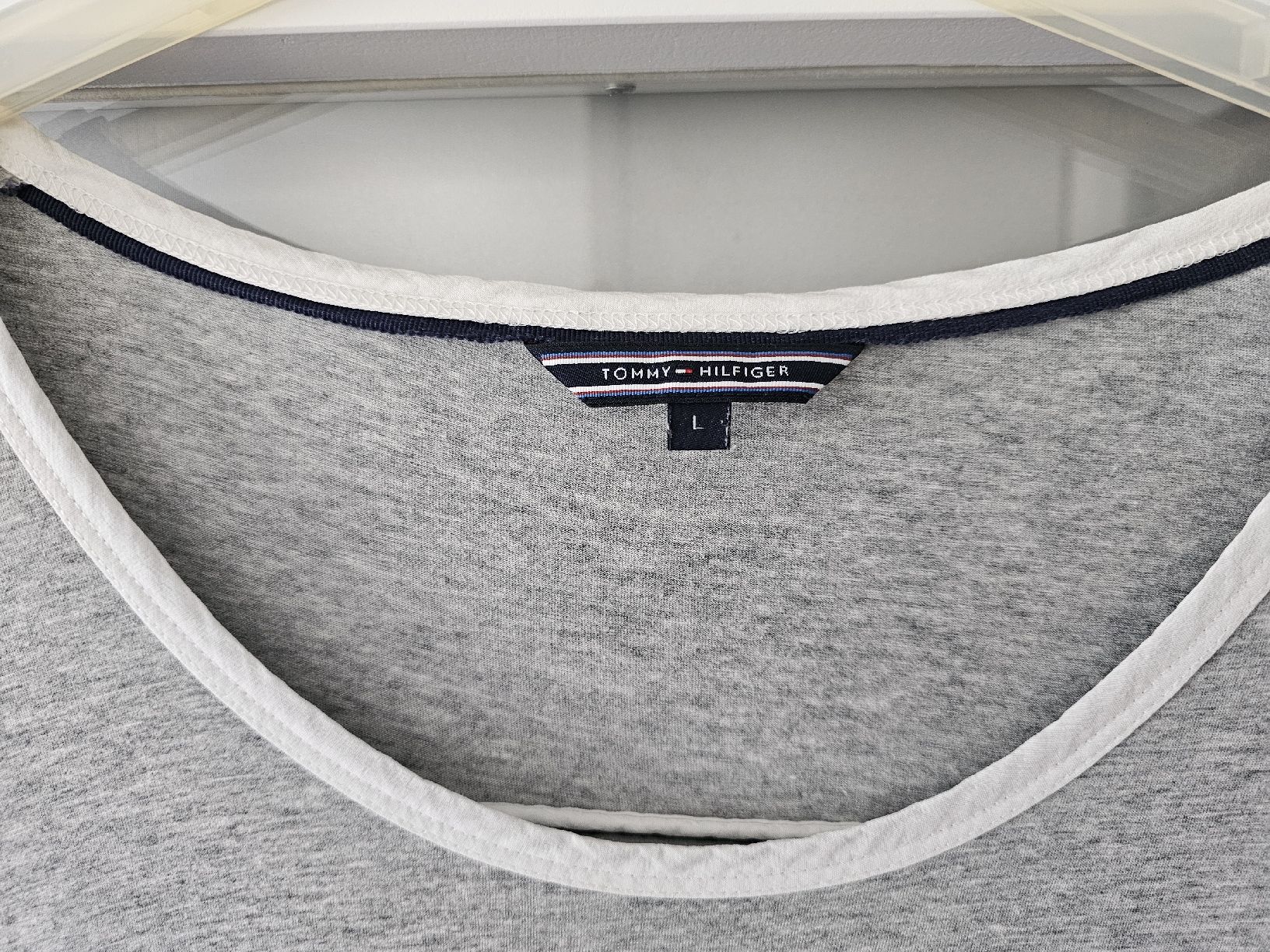 Tommy Hilfiger T-Shirts: T-shirt (3/4 Arm) – Gebraucht aus Basel von sst_m5xv 1