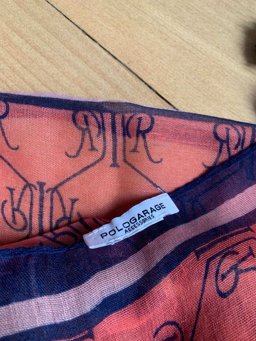Foulard & Sciarpe: POLOGARAGE - Leo Schal Tuch gemustert – Usato da Zürich venduto da Diazaio 3