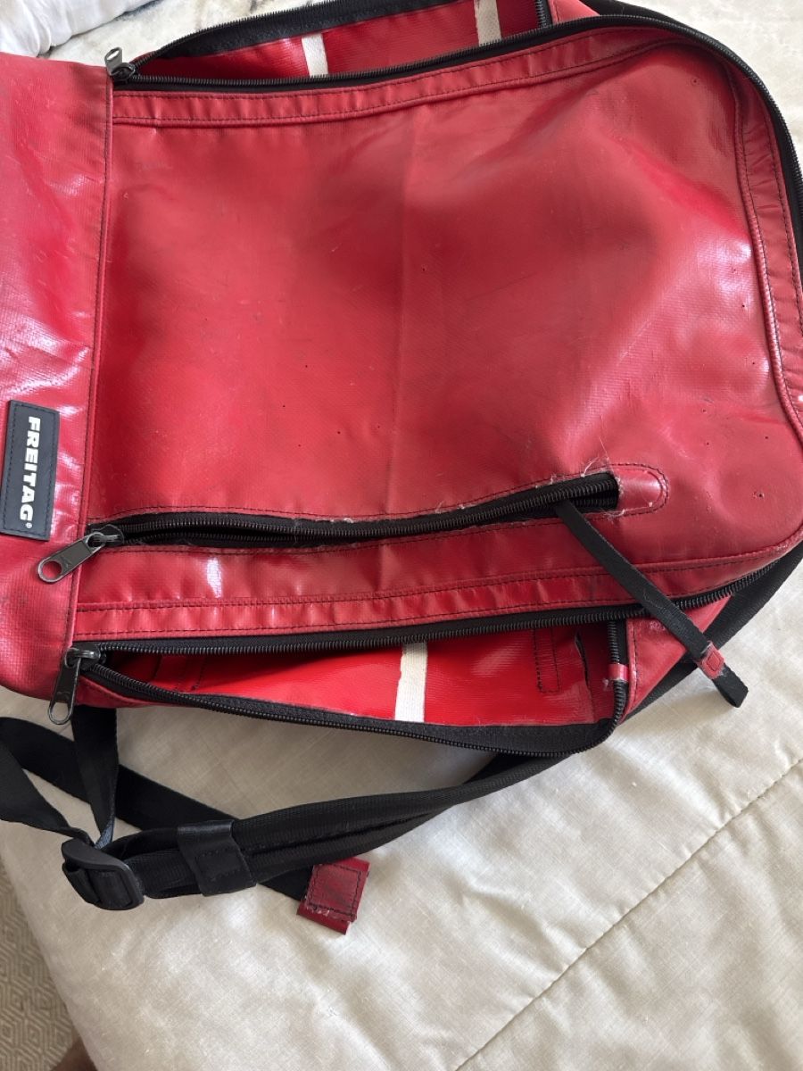 Freitag Rucksäcke: Freitag Rucksack Rot – Gebraucht aus Zürich von Dario64 4