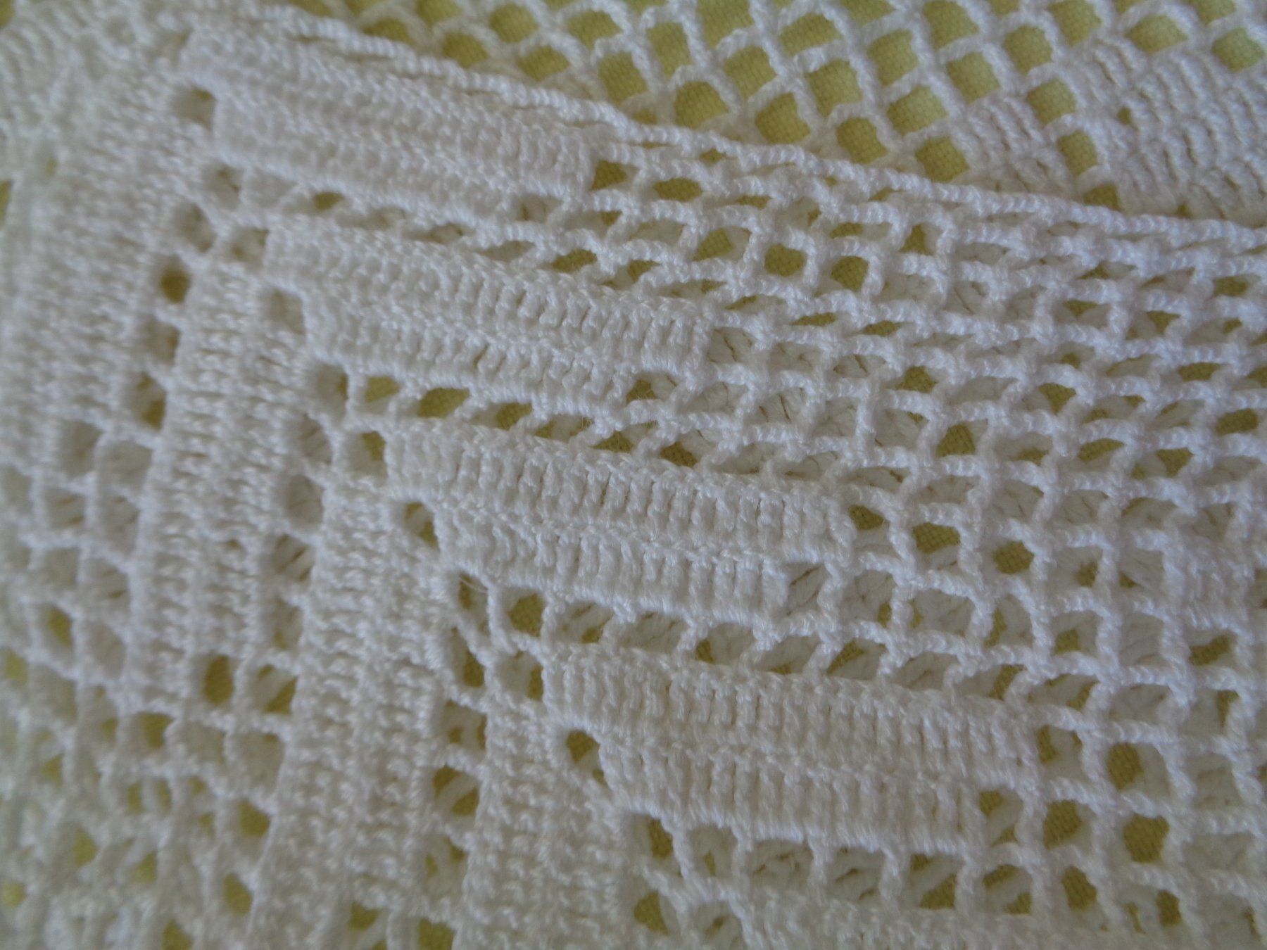 Coperte: Tischdecke Baumwolle gehäkelt 85x152cm. – Usato da Chur venduto da omonia 3