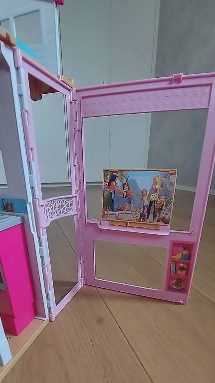 Case e mobili per bambole: Maison barbie – Usato da St-Livres venduto da cmtalves 2