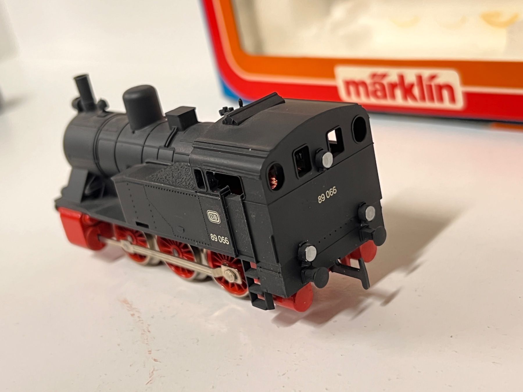 Märklin Modellini di ferrovie: Märklin 3104  DB BR 89 AC H0 Analog – Usato da Geroldswil venduto da TopTrain54 2