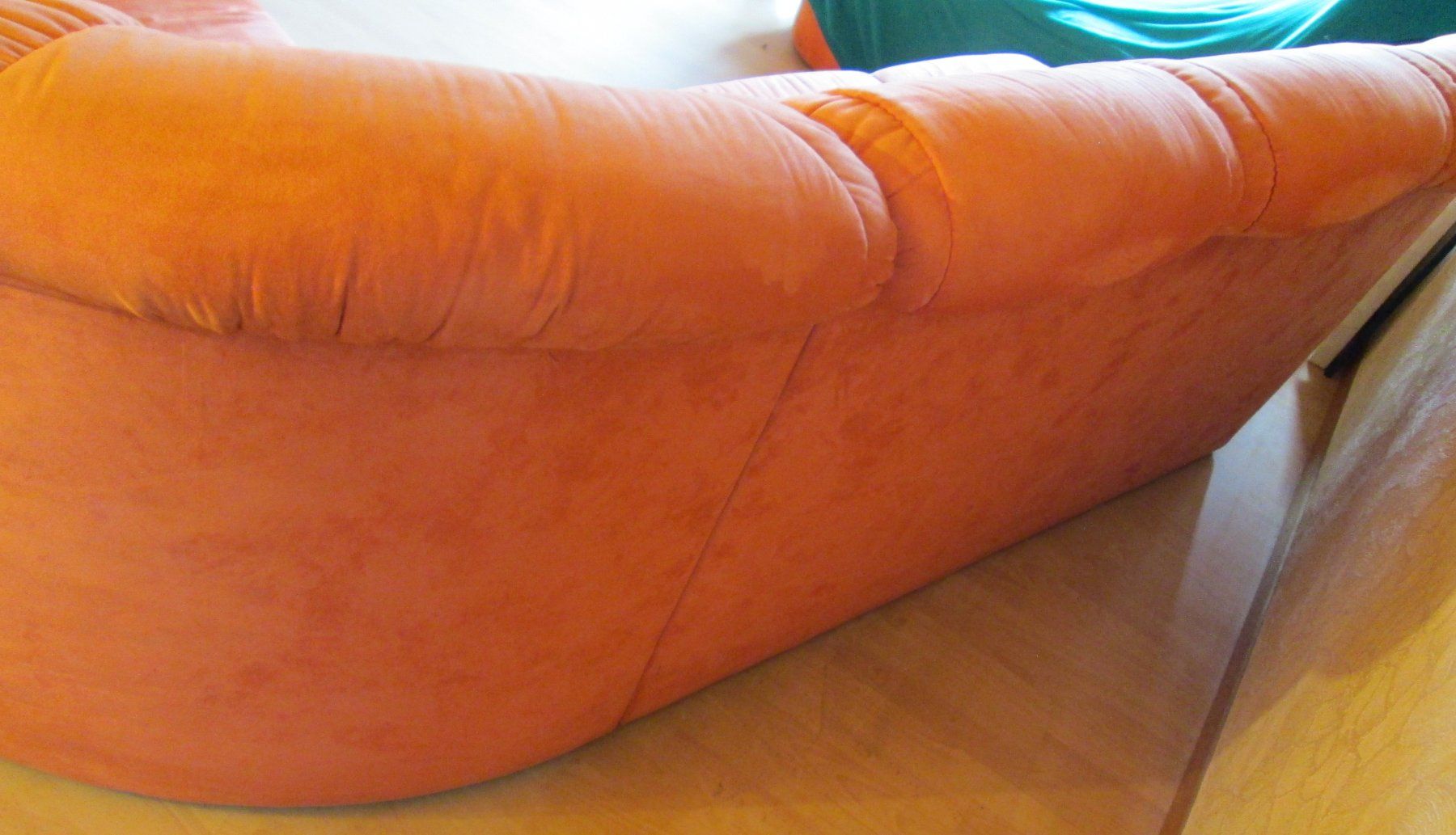 Divani: GRATIS! Gemütliches Ecksofa mit Schlaffunktion in Terrakotta – Usato da döttingen venduto da Gorbs1 1