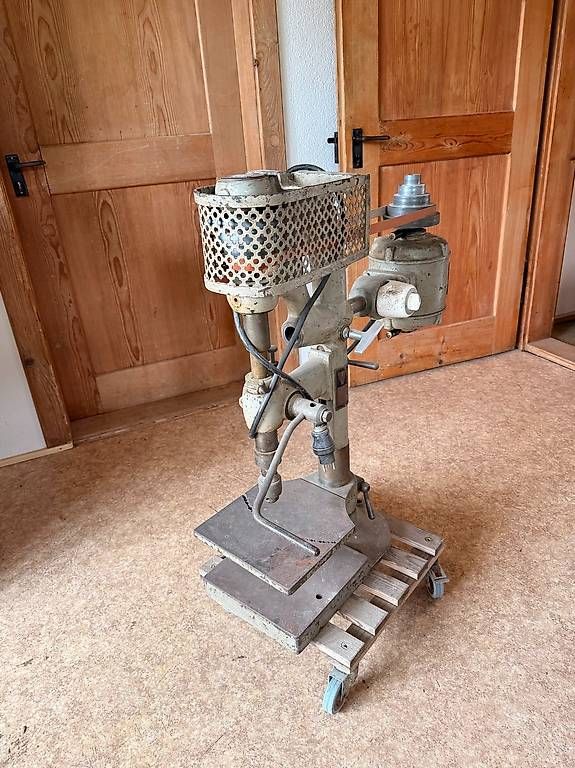 Trapani: Tischbohrmaschine – Usato da Kerns venduto da dinolispinne
