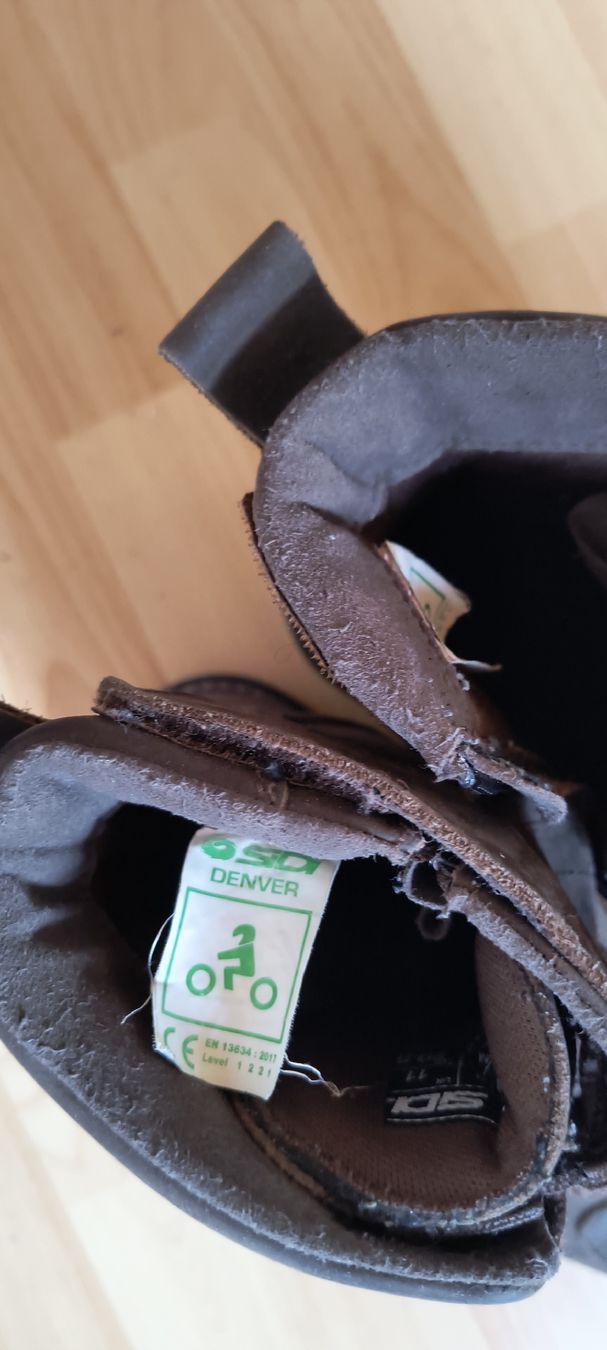 Chaussures hommes: Motorrad Schuhe gr.46 denver – D'occasion à schaffhausen par walu 1