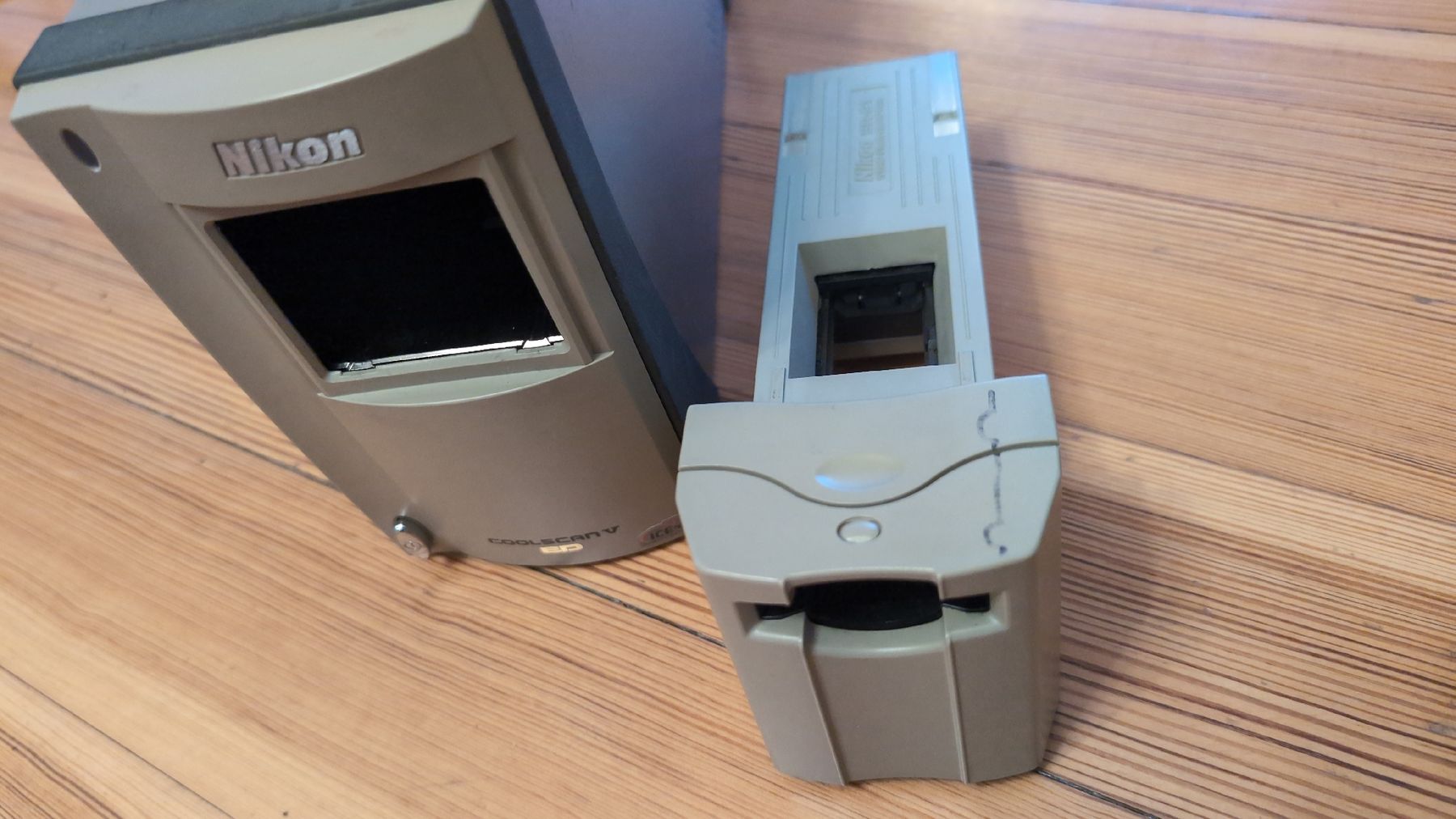 Scanner: Nikon Coolscan – Gebraucht aus Zürich von Scidoo 1