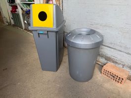 2 Stk. Abfalleimer, gebraucht