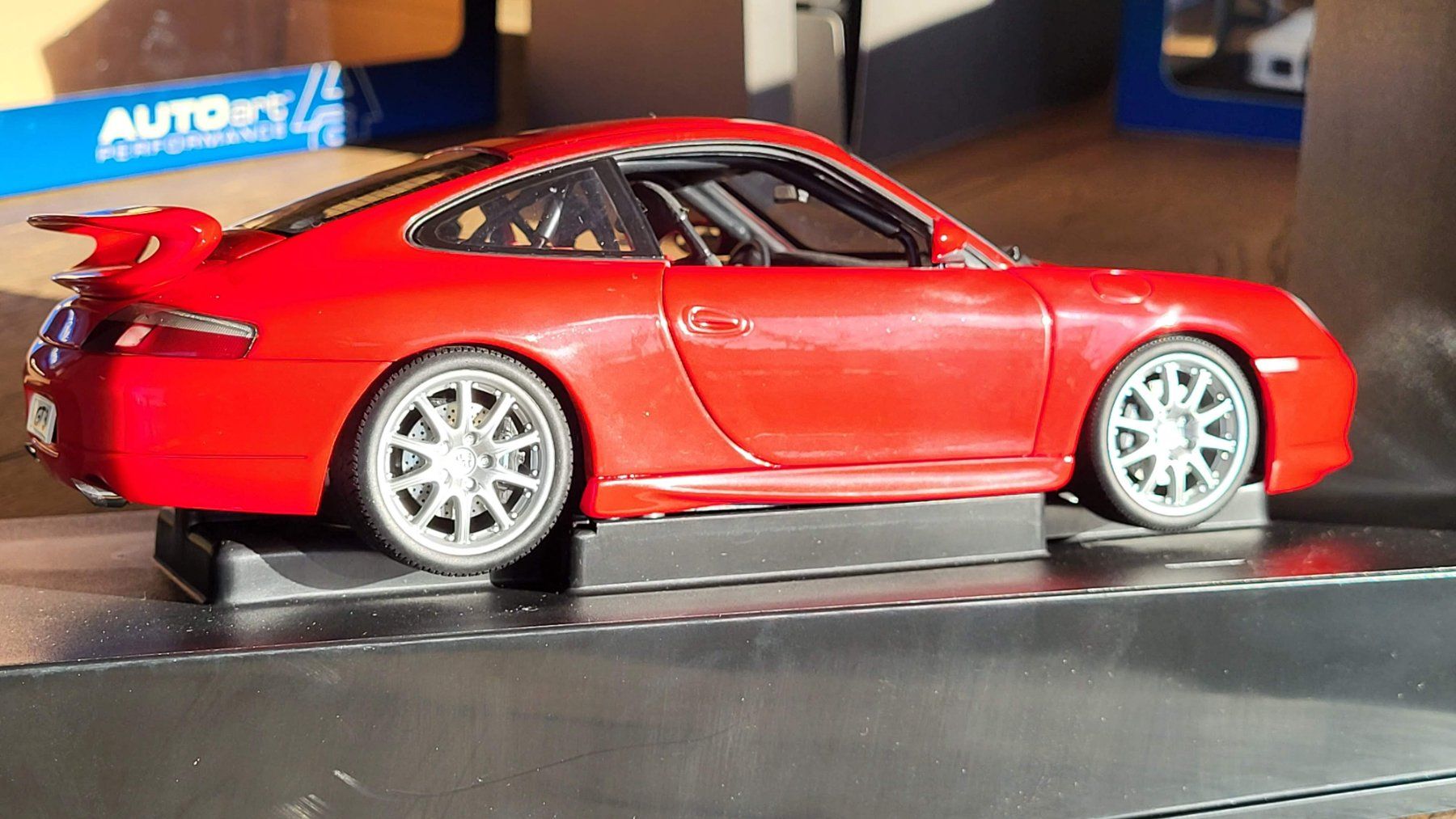 Autoart Modellautos: Porsche GT3 996 1:18 Autoart – Gebraucht aus Rothrist von Juana5 2