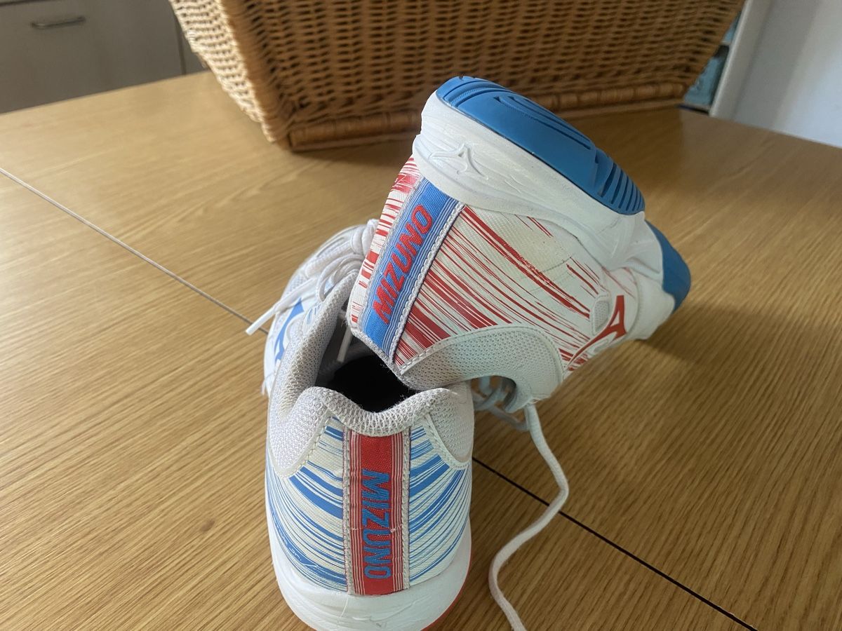 Mizuno Scarpe da uomo: Mitzuno Hallenschuh – Usato da Thalheim AG venduto da wernliegg 2