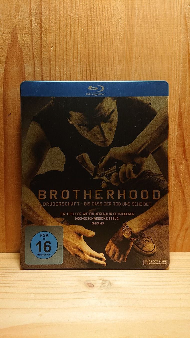 Alle DVDs: BROTHERHOOD Blu-Ray Steelbook – Gebraucht aus Wilderswil von Exebub