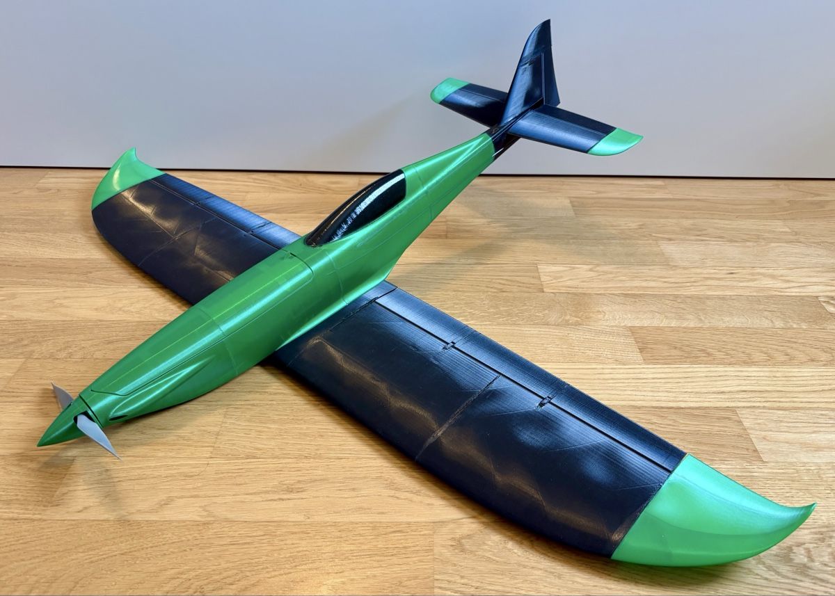 Modellismo RC: Model R von Eclipson (3D Druck) – Usato da Utzenstorf venduto da wing55