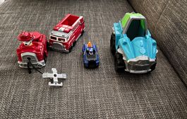 Diverse Paw Patrol Fahrzeuge und Figuren